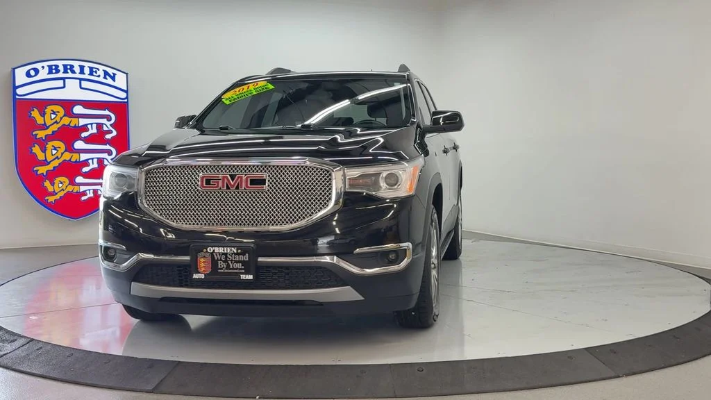 Used 2019 Ebony Twilight Metallic GMC SLE-2 image 9