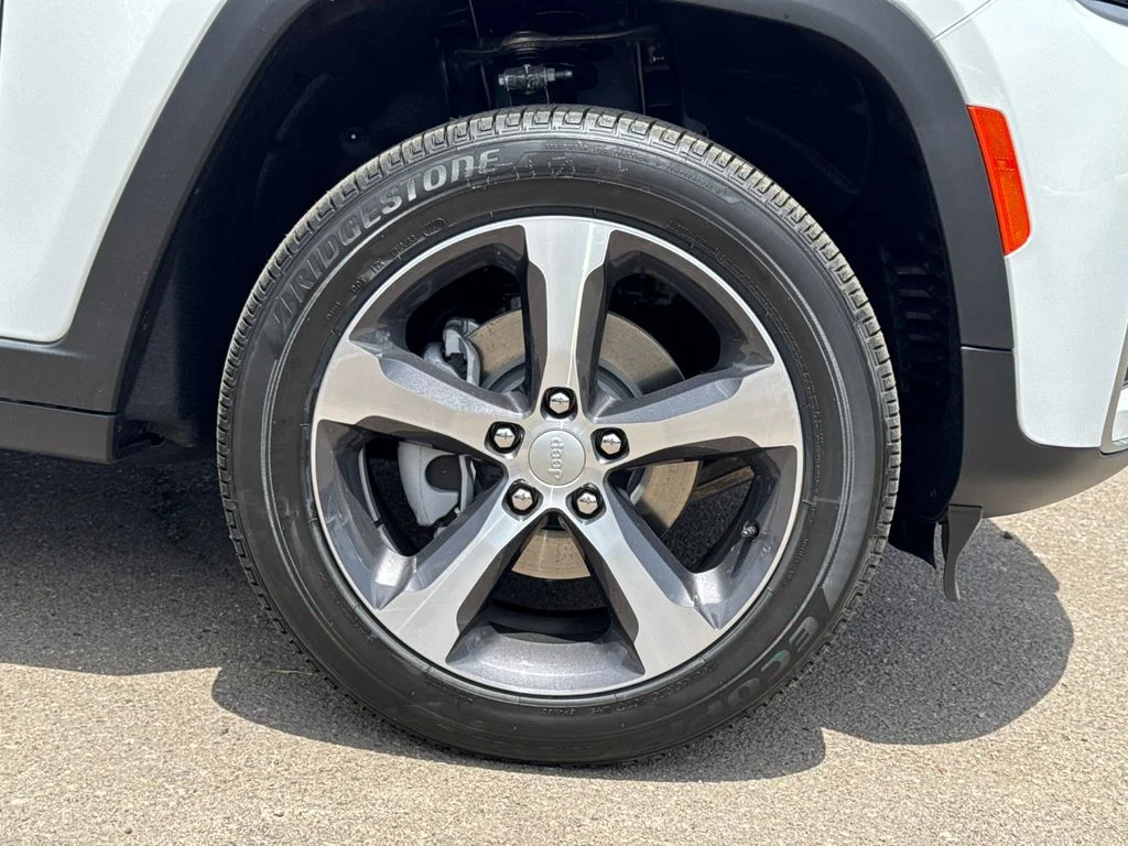 New 2026 White Jeep Limited image 7