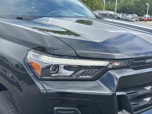 Used 2023 Black Chevrolet Z71 image 11
