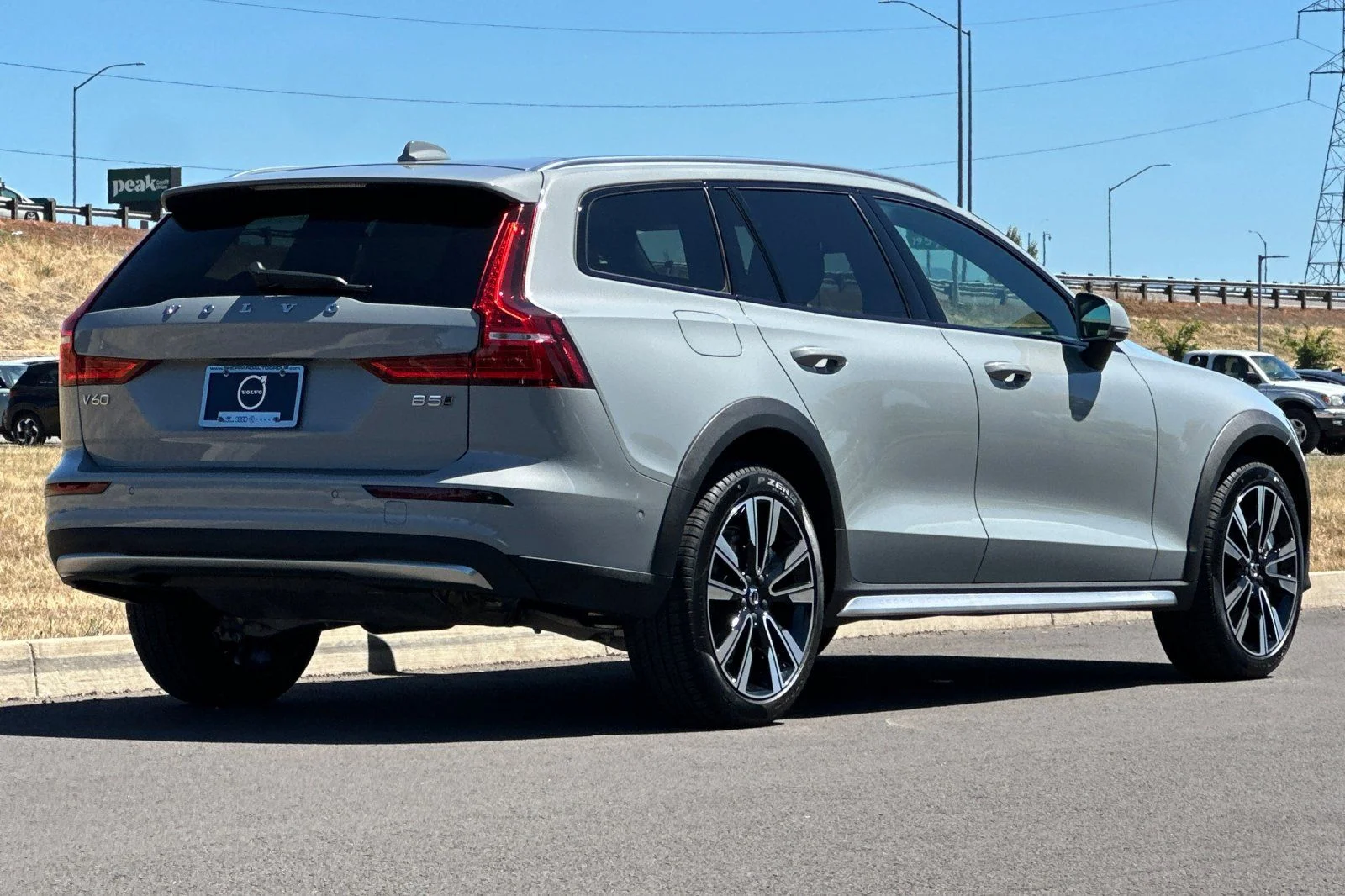 New 2026 Vapour Grey Volvo Ultra image 3