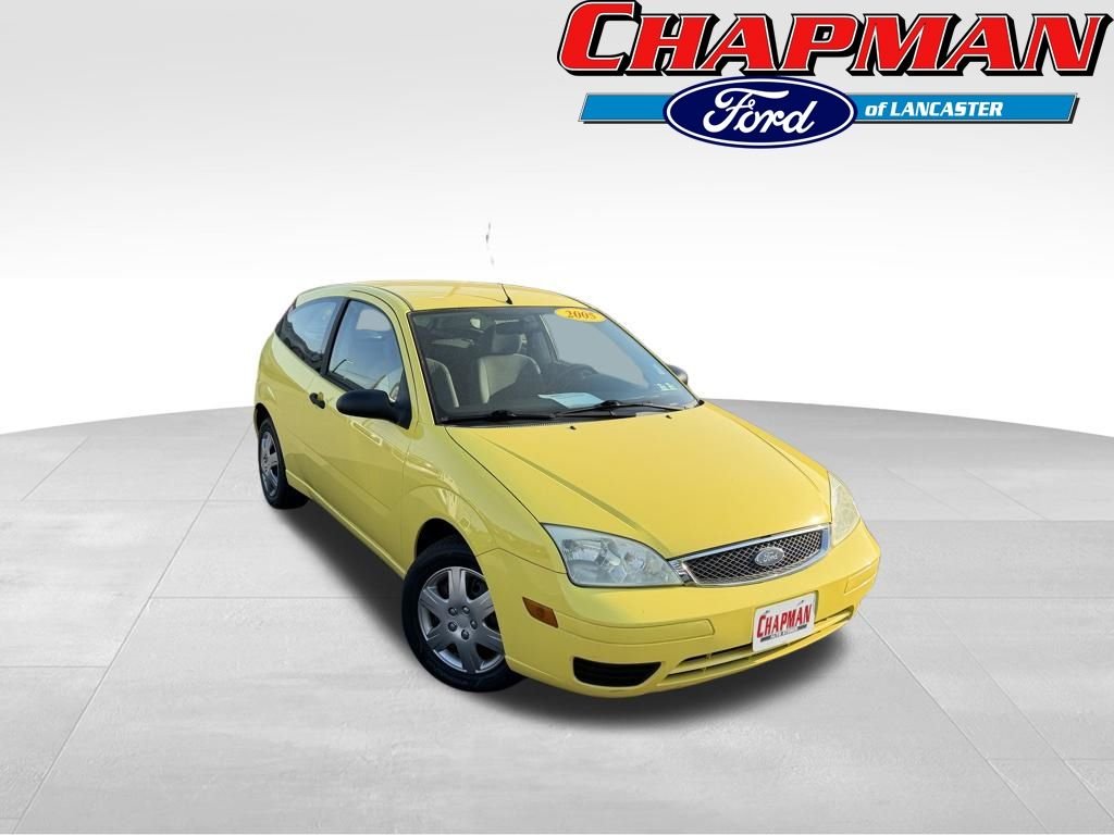 2005 Ford Focus ZX3 S's photo