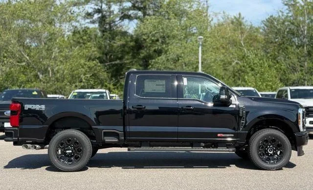 New 2026 Agate Black Metallic Ford F-250® Lariat® image 3
