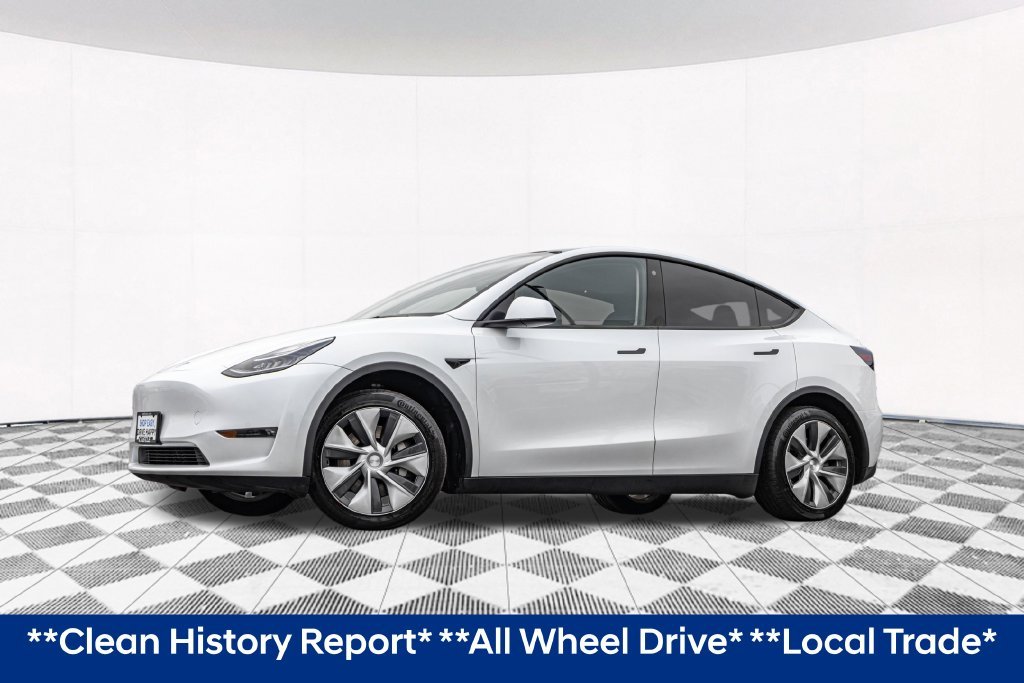 Used 2023  Tesla Long Range image 2