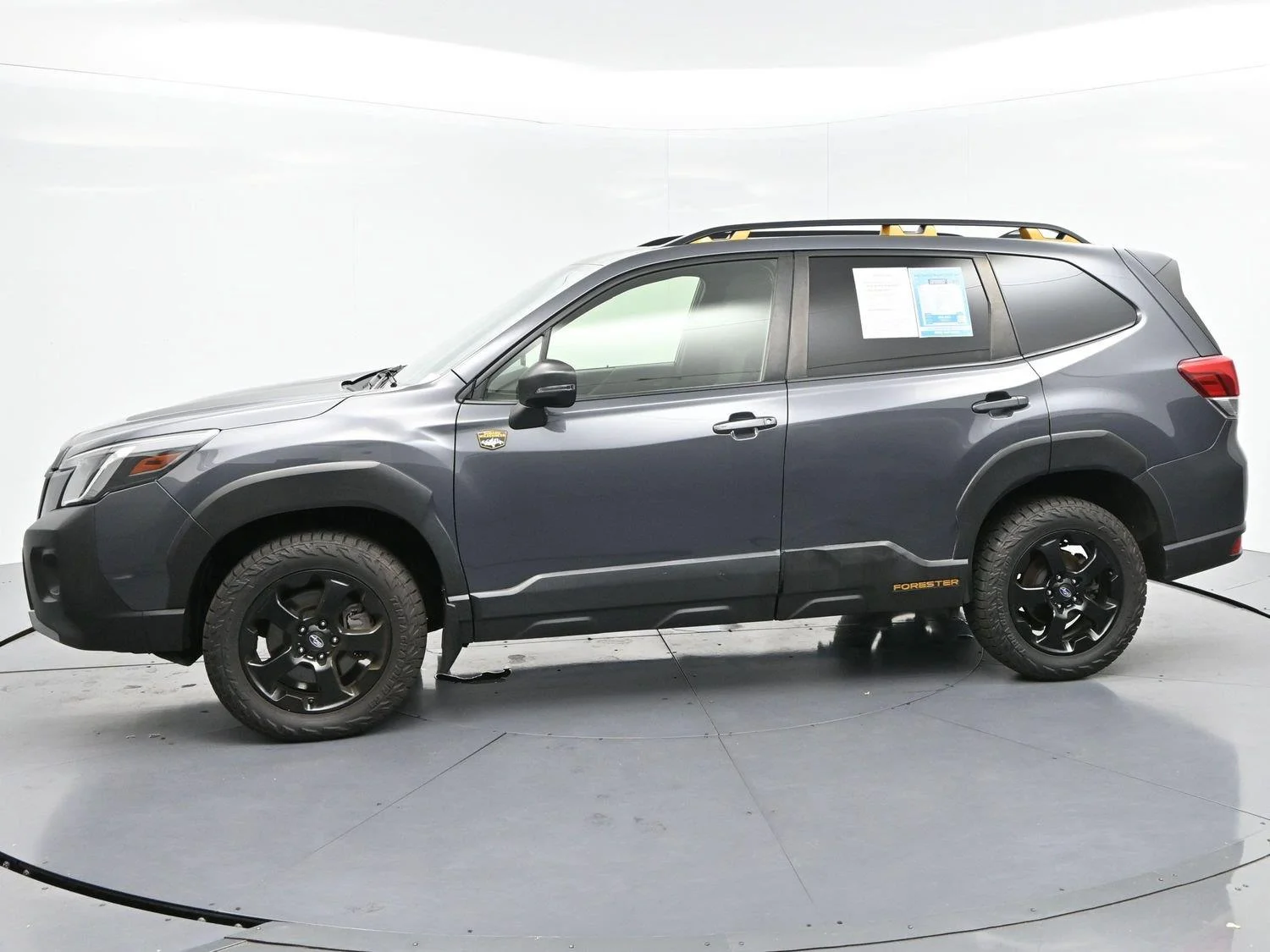 Used 2024 Magnetite Gray Metallic Subaru Wilderness image 4