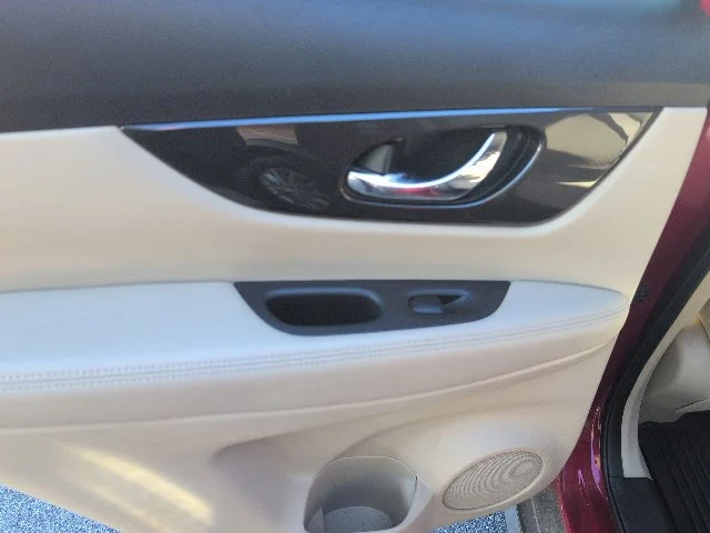 Used 2017 Red Nissan SV image 16
