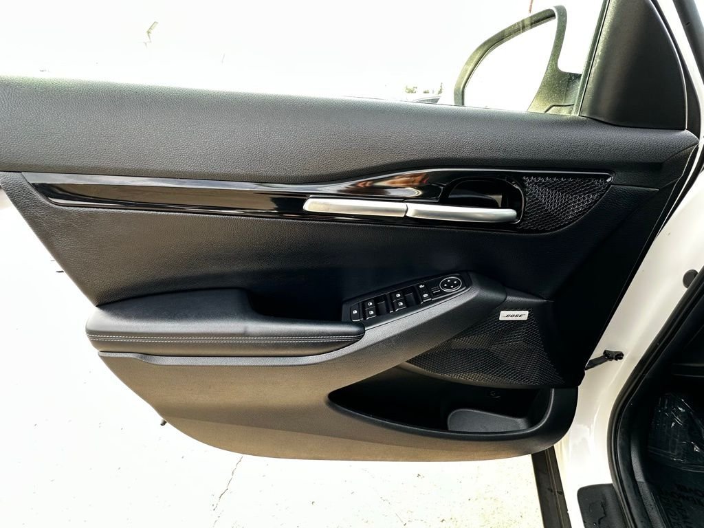 Used 2021 White Kia SX image 13