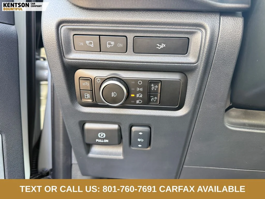 Used 2024 Gray Ford Lariat image 17