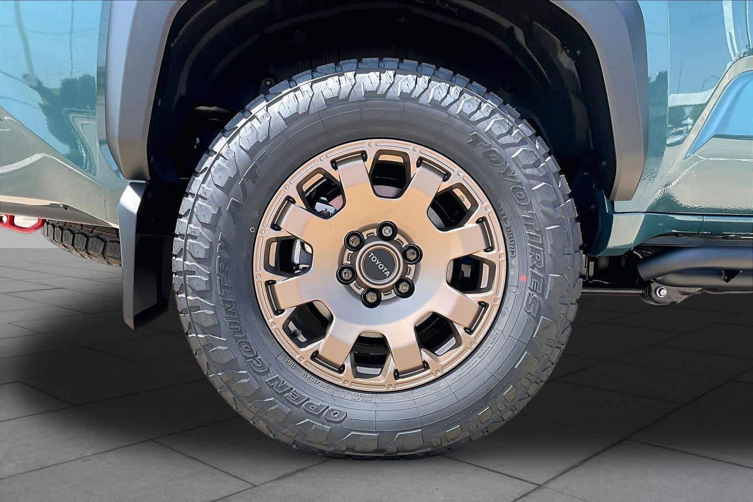 New 2026 Everest Toyota Hybrid Trailhunter image 11