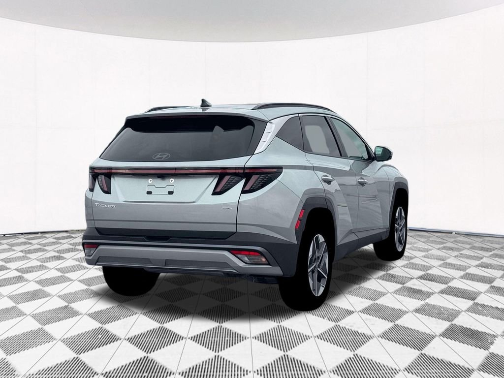 New 2026 Silver Hyundai SEL Premium image 11