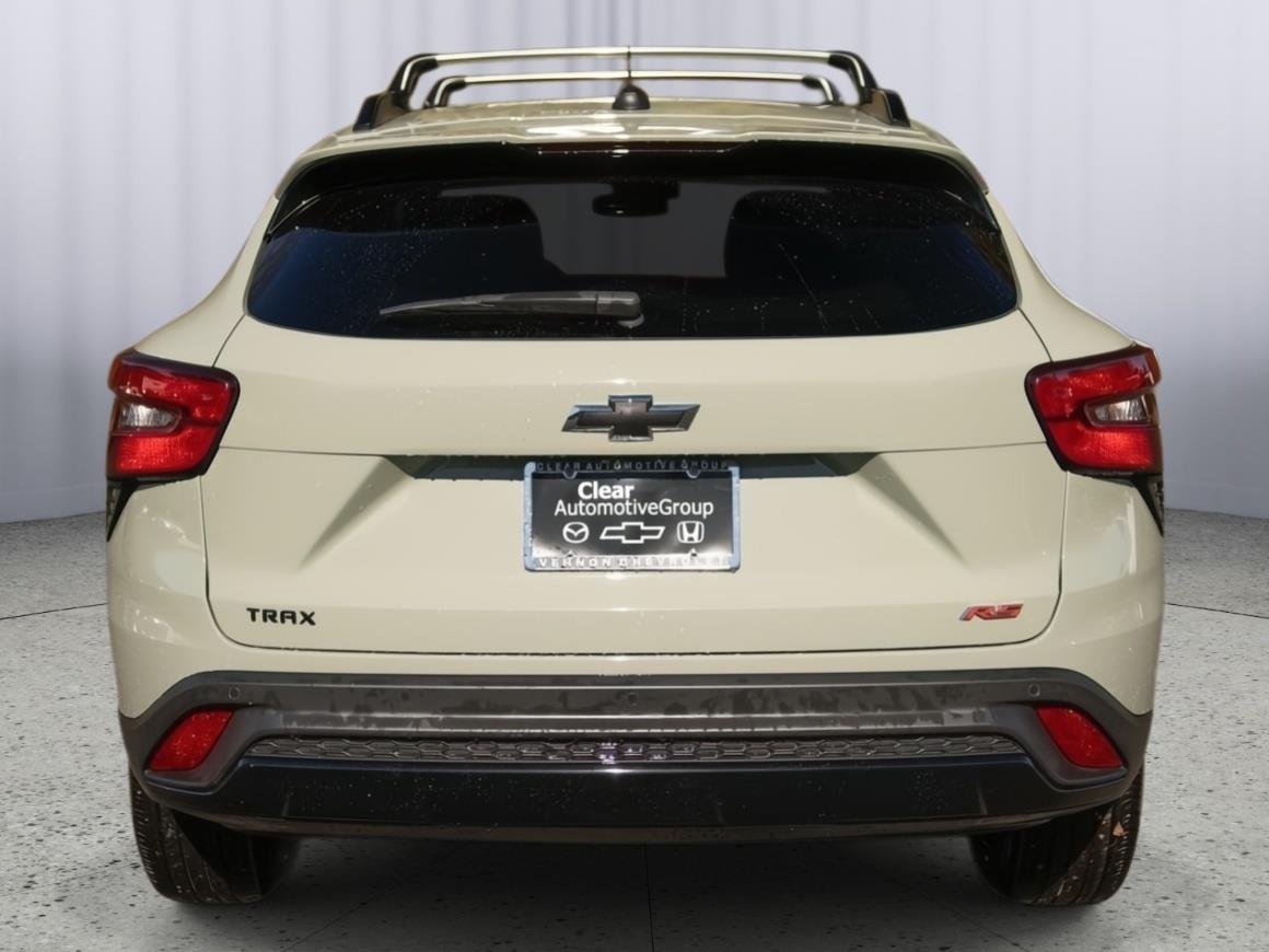 Used 2024 Cacti Green Chevrolet 2RS image 19