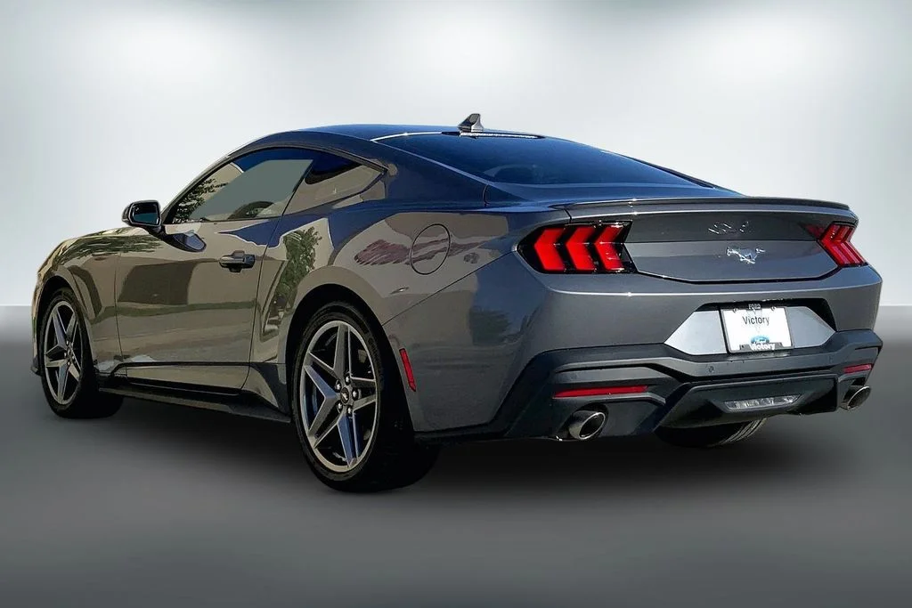 Used 2024 Gray Ford EcoBoost Premium image 11