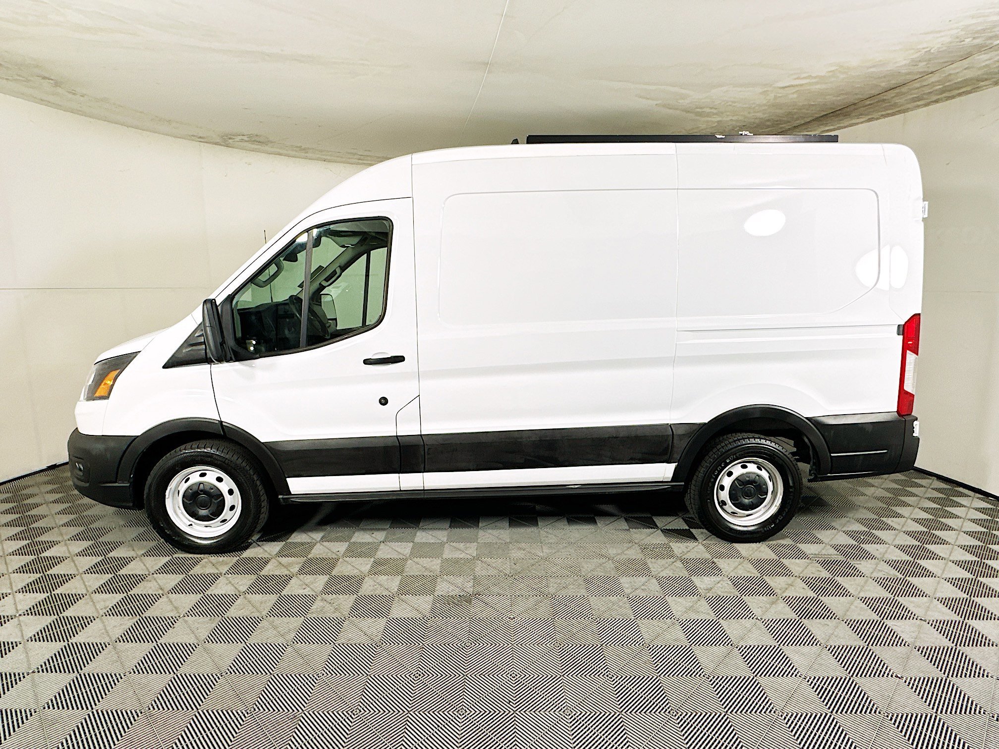 2022 Ford Transit thumbnail 8