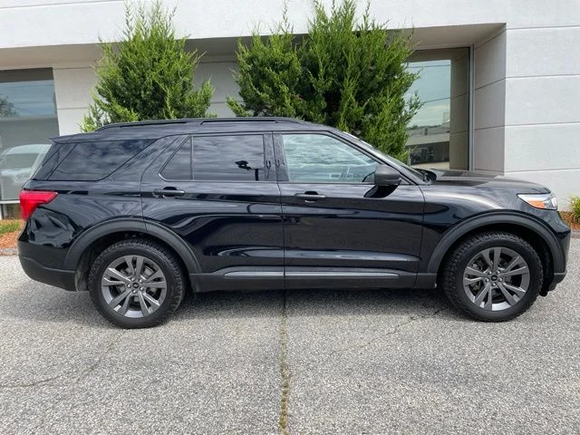 Used 2021 Black Ford XLT image 5