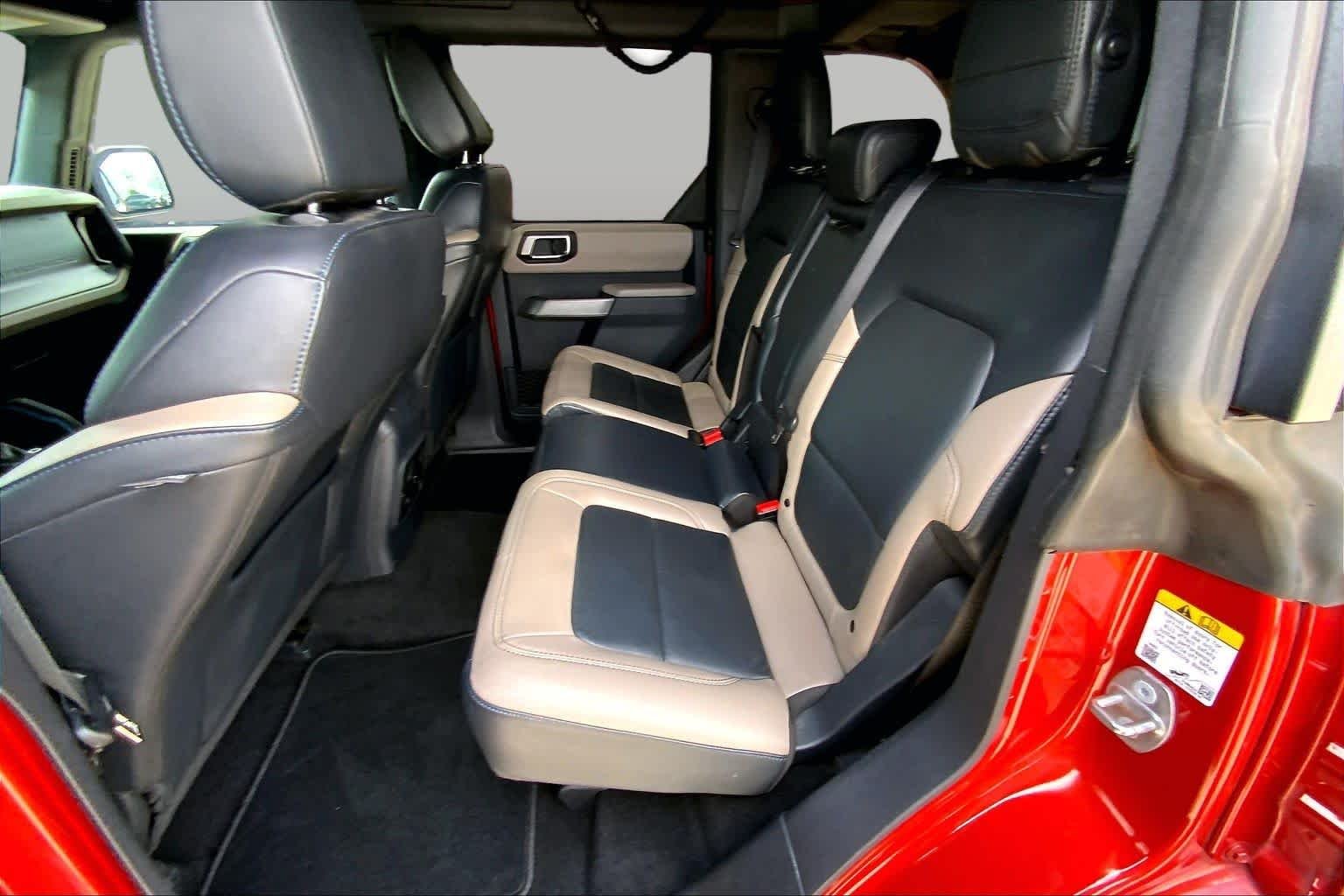 Used 2023 Hot Pepper Red Tinted Clearcoat Ford Wildtrak image 20