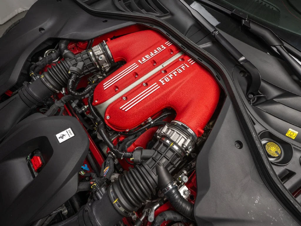 Used 2025 Rosso Mugello Ferrari Base image 32