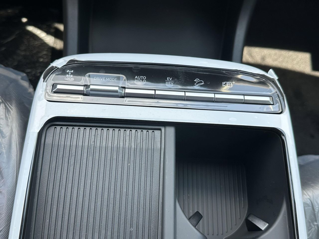 New 2026 Creamy White Pearl Hyundai SEL image 30
