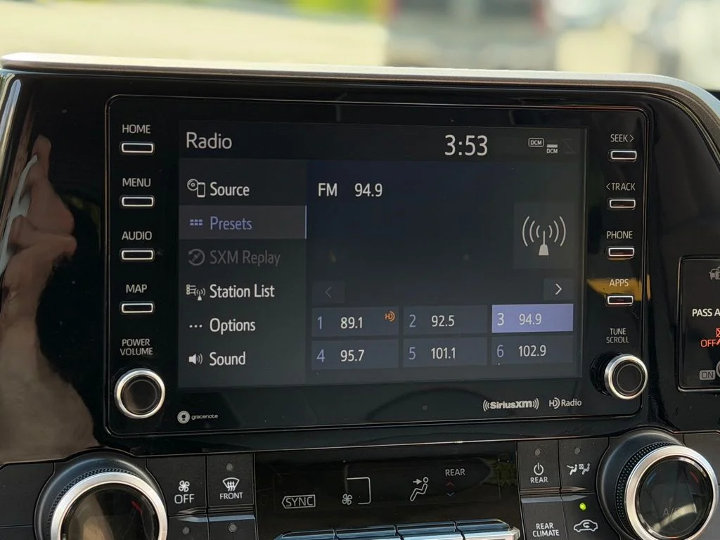 Used 2021 Gray Toyota LE image 11