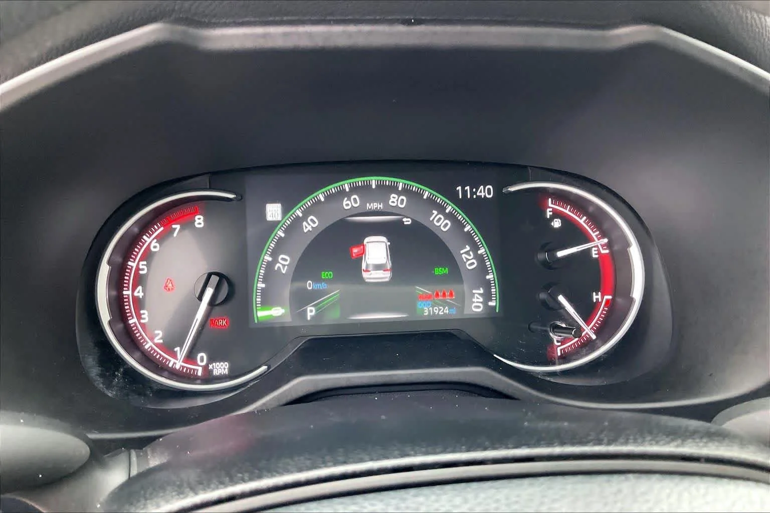 Used 2025 Ice Cap Toyota XLE image 18