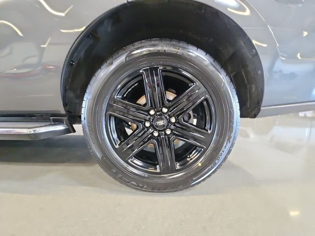 Used 2020 Gray Ford XLT image 27