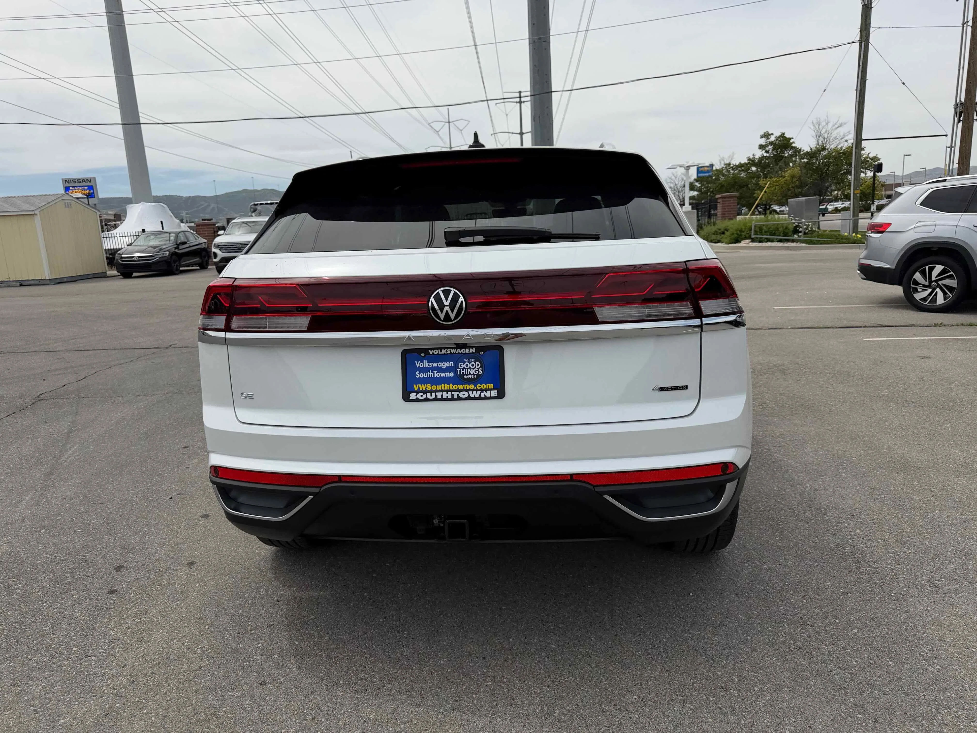 New 2026 Pearl Volkswagen 2.0T SE w/Technology image 6