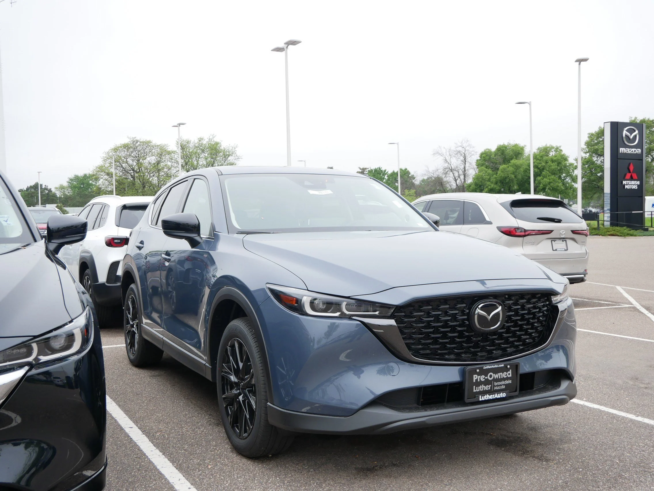 2025 Mazda CX-5 S Carbon Edition Auto AWD's photo