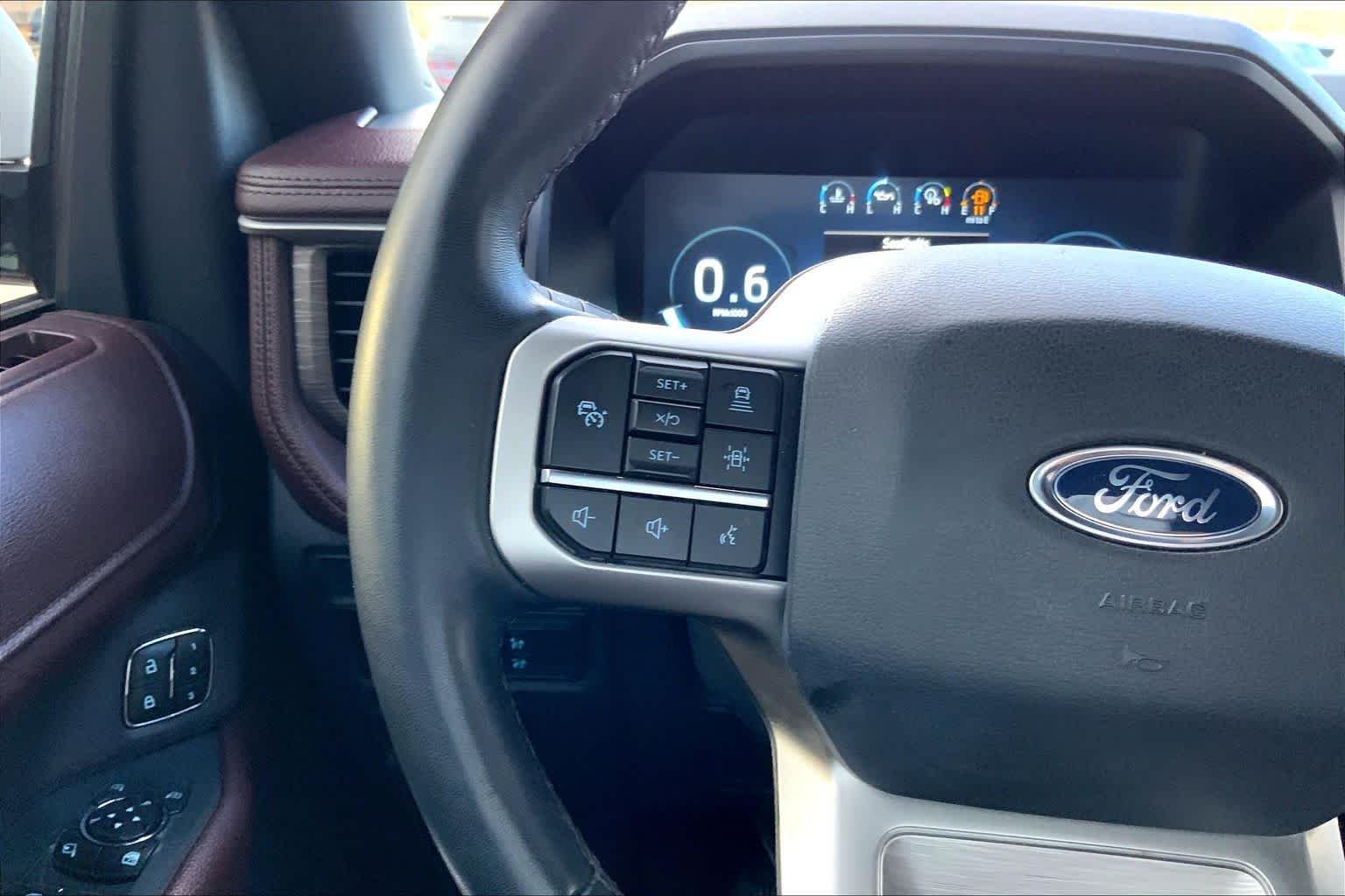 Used 2022 Star White Metallic Tri-Coat Ford Limited image 24