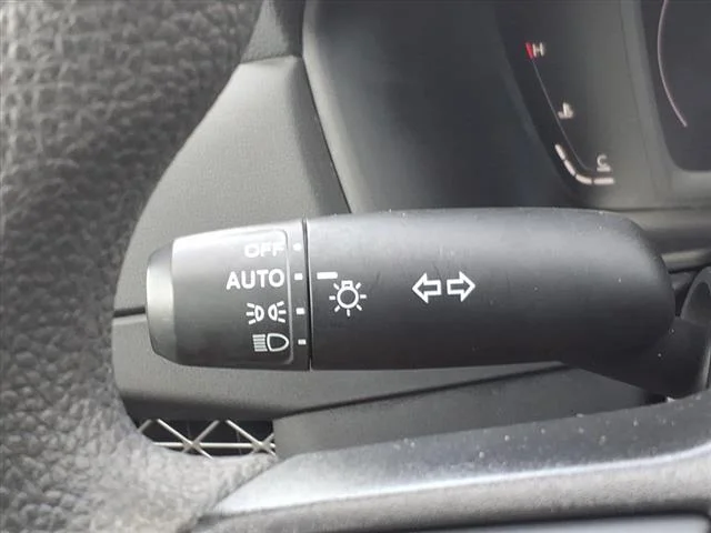 Used 2024 WHITE Honda EX image 26