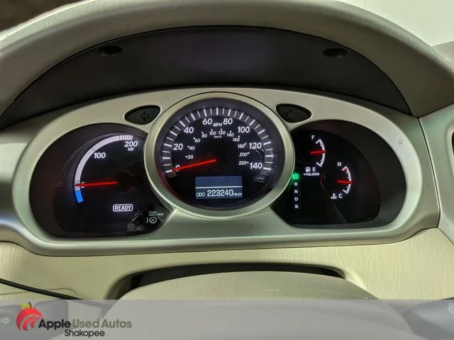 Used 2006 Gold Toyota Limited image 16