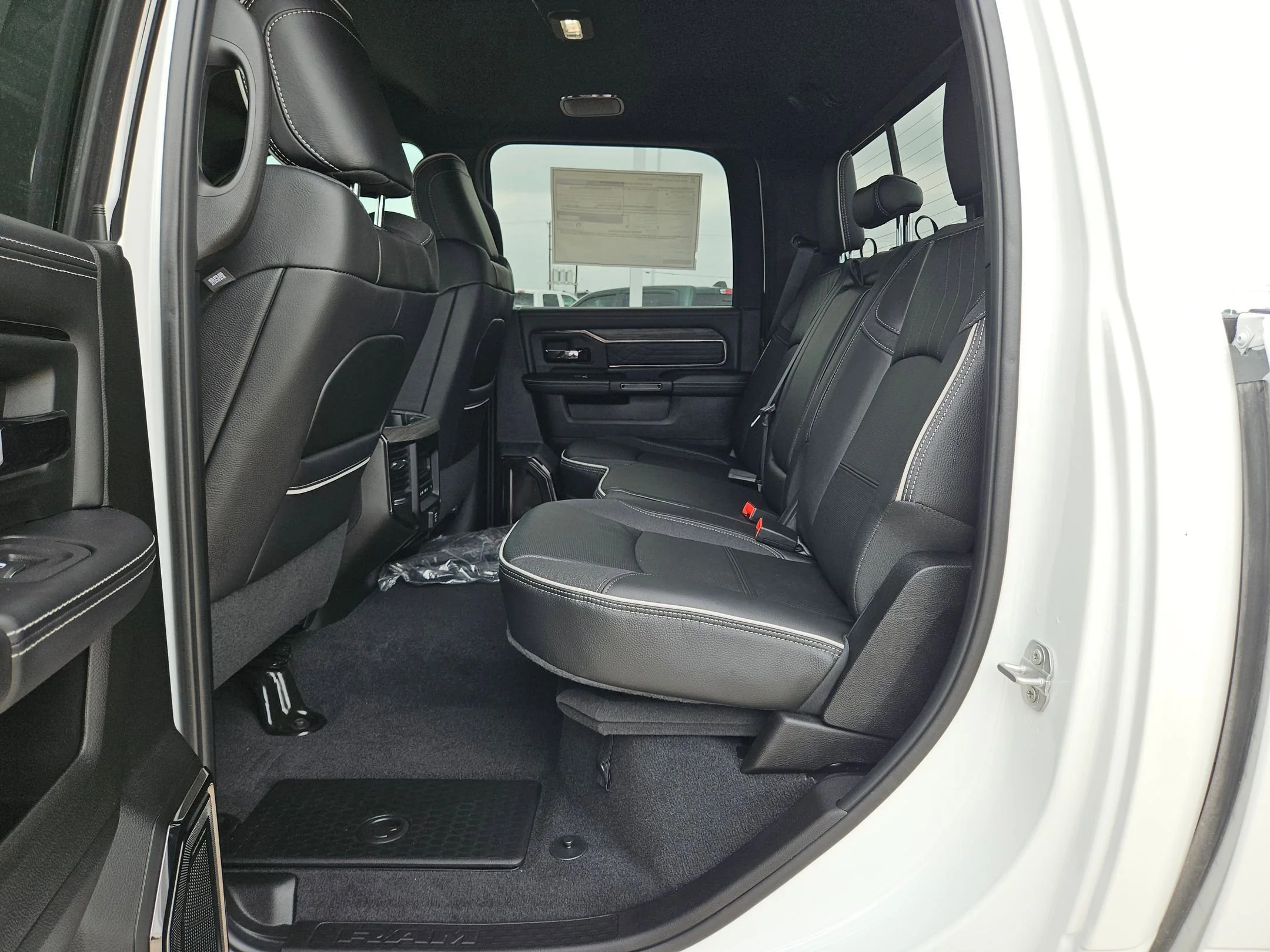 New 2026 Bright White Clear-Coat Exterior Paint RAM Limited image 13