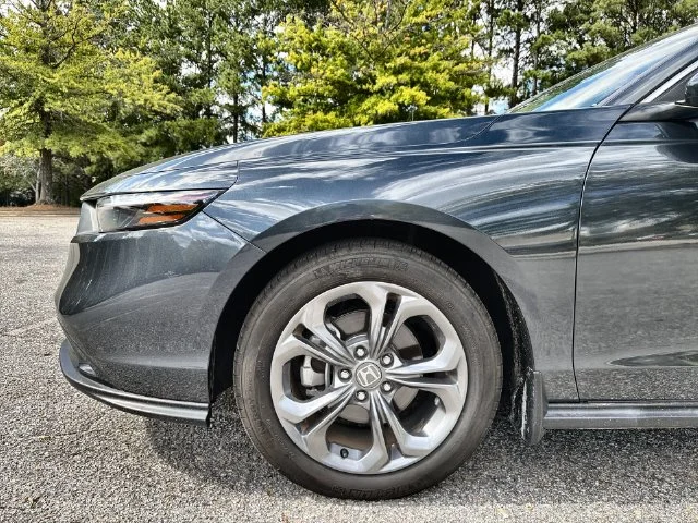 Used 2024  Honda EX image 10