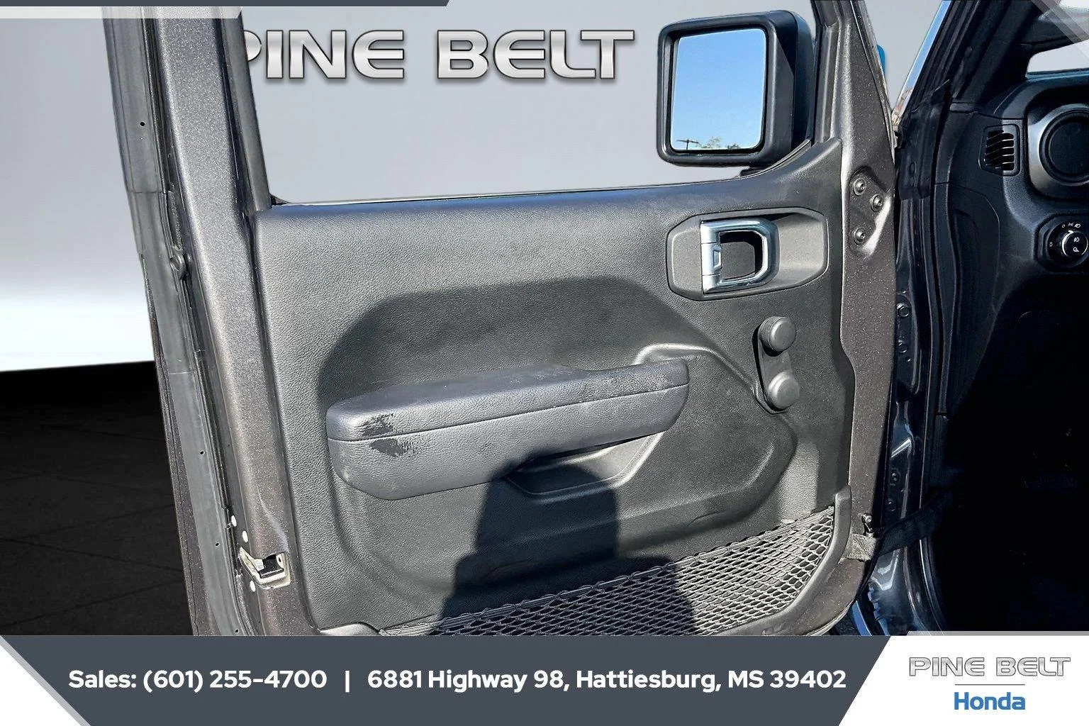 Used 2023 Granite Crystal Metallic Clearcoat Jeep Sport image 17