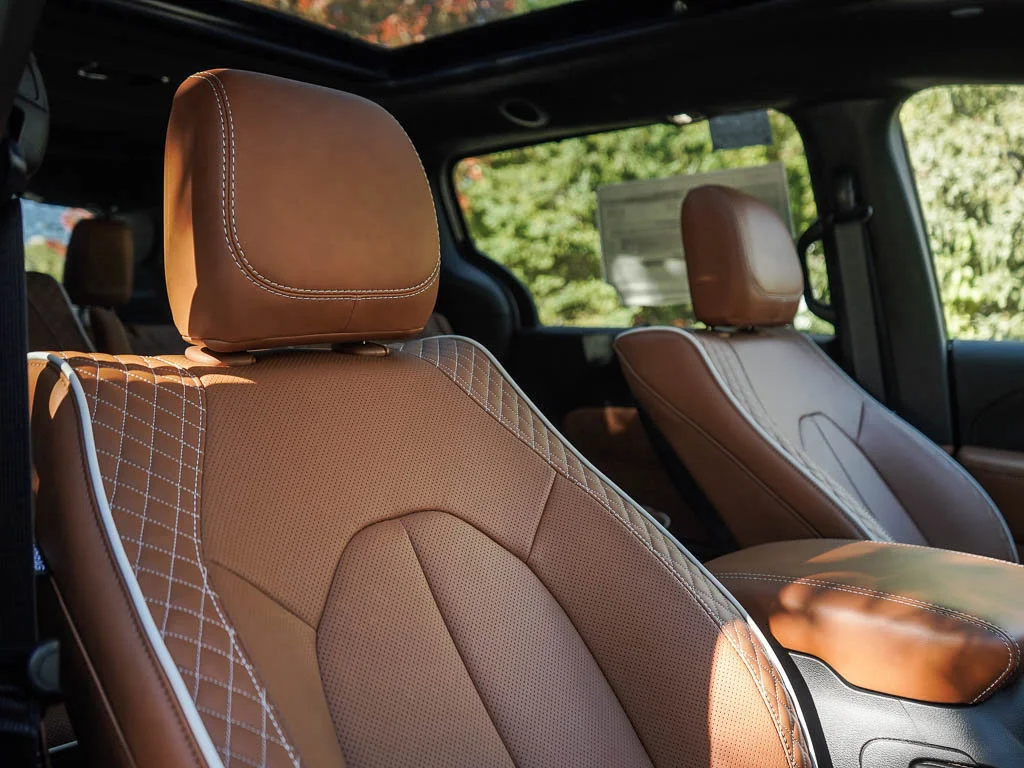 2026 Chrysler Pacifica Pinnacle - Photo 11