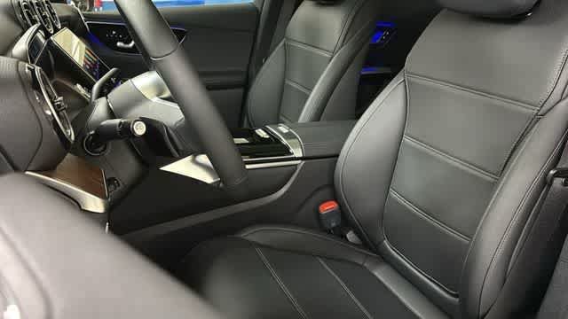 2026 Mercedes-Benz GLC Base - Photo 7