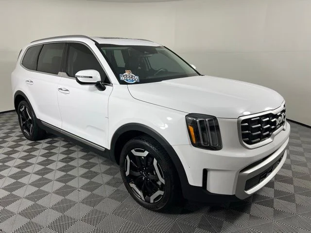2024 Kia Telluride S FWD's photo