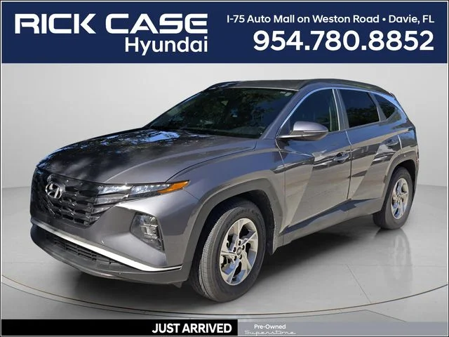 Used 2023 Gray Hyundai SEL image 1