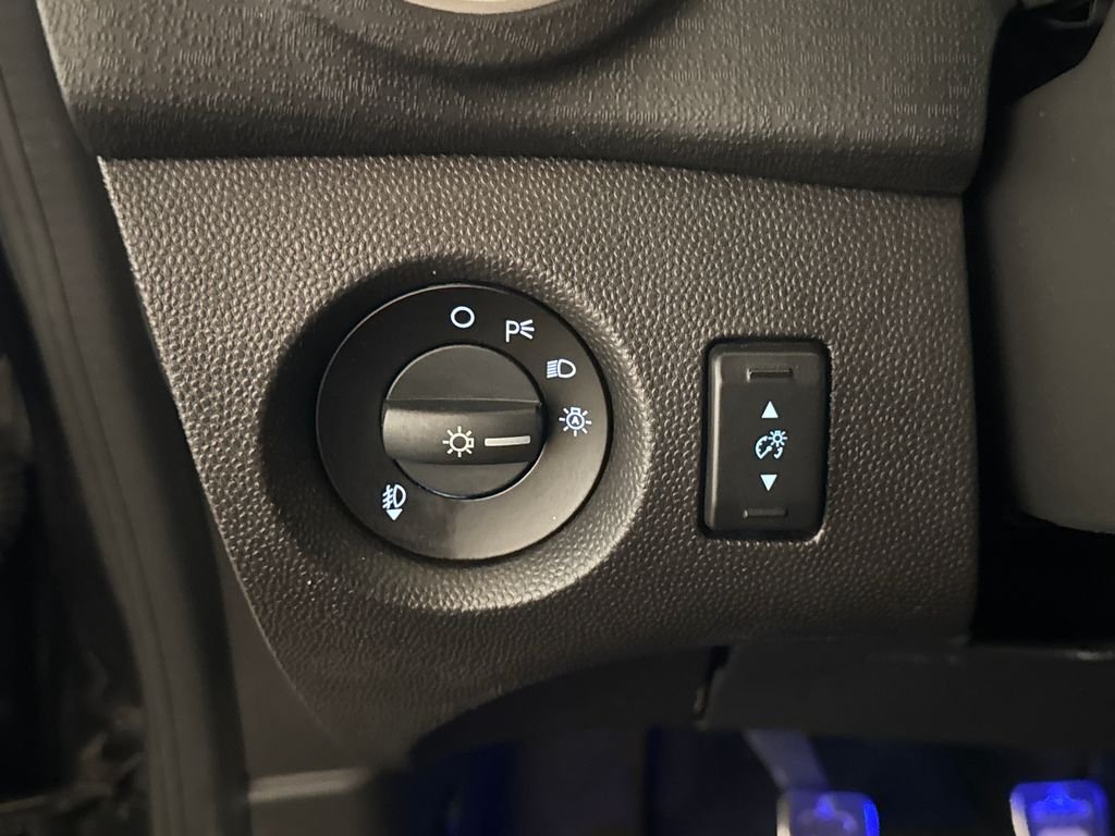 Used 2015 Black Ford ST image 18