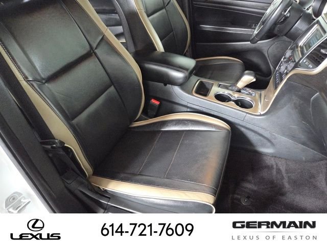 Used 2016 White Jeep Laredo image 29