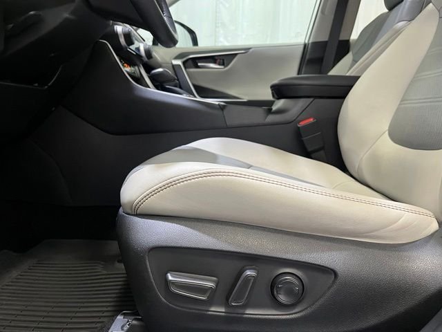 Certified Used 2021 White Toyota Limited image 14