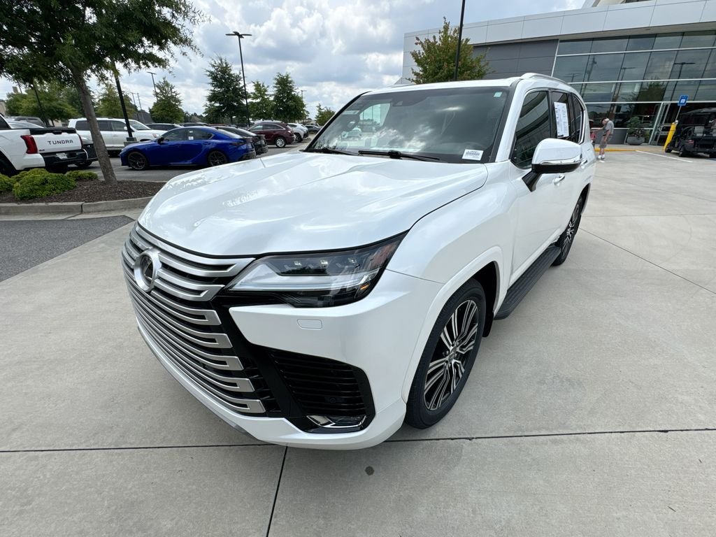 Used 2024 White Lexus 600 Luxury image 5