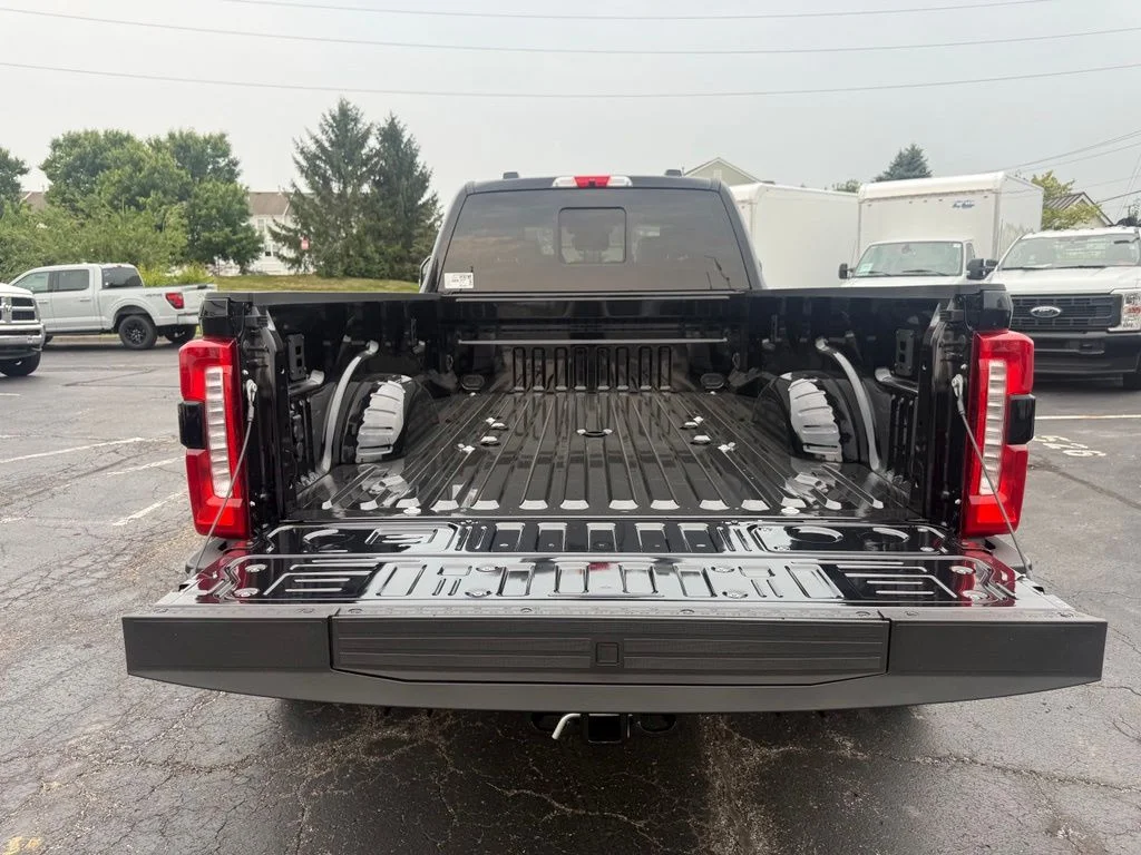 New 2026 Agate Black Metallic Ford F-450® Lariat® image 53