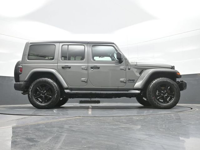 Used 2021 Gray Jeep Unlimited Sahara Altitude image 24