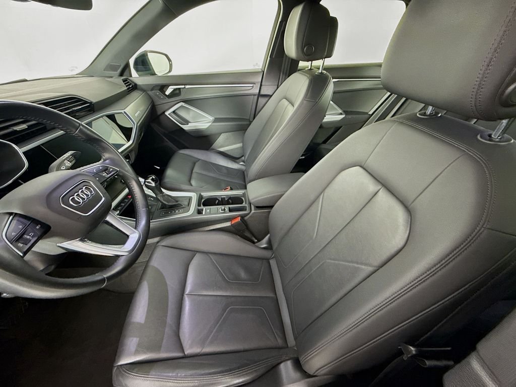 Used 2020 Black Audi Premium Plus image 5