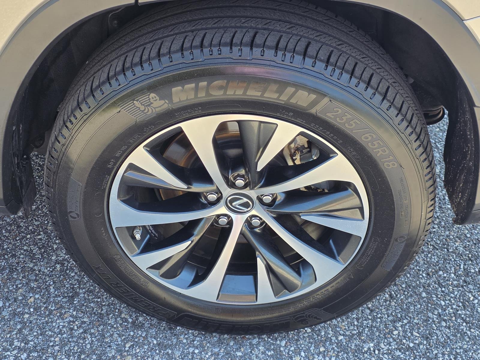 Used 2020 Silver Lexus 450h image 36