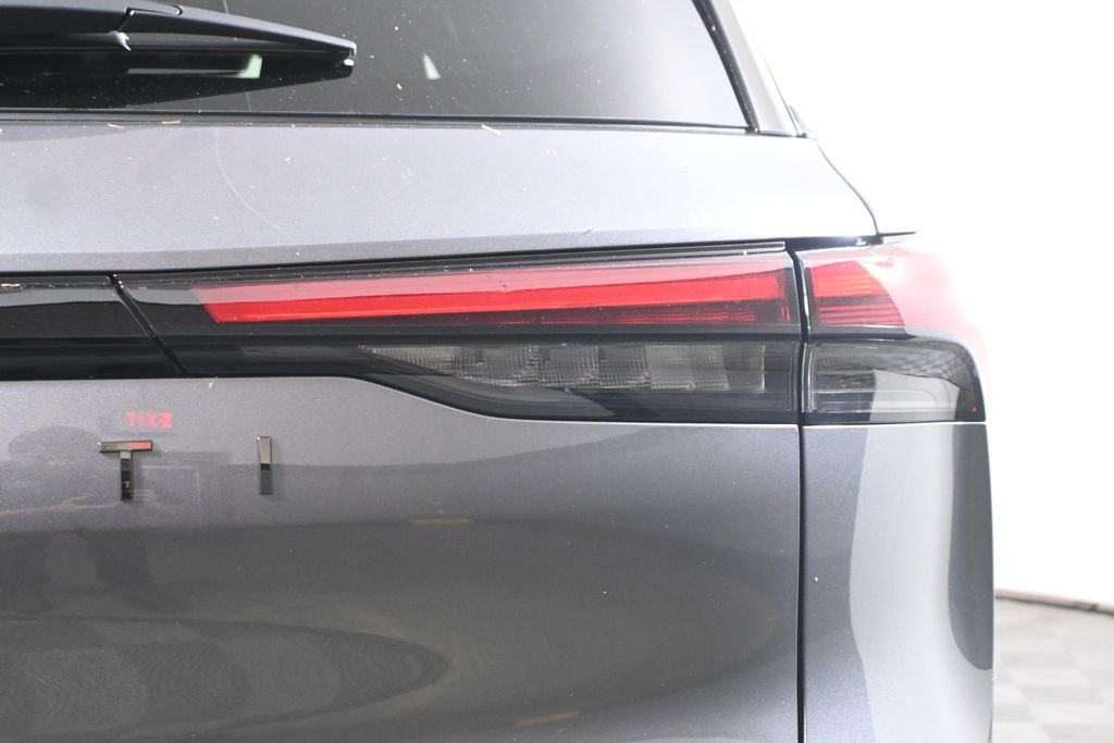 New 2027 2T GRPT SHDW INFINITI Autograph AWD image 13