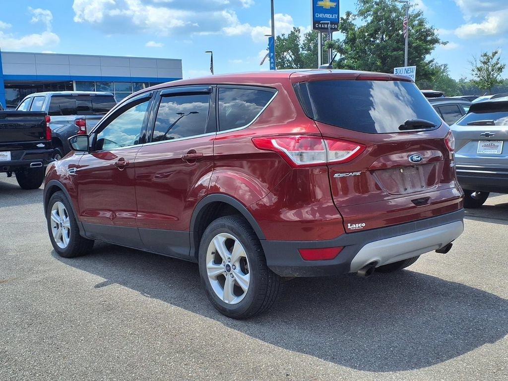 Used 2014 Orange Ford SE image 6