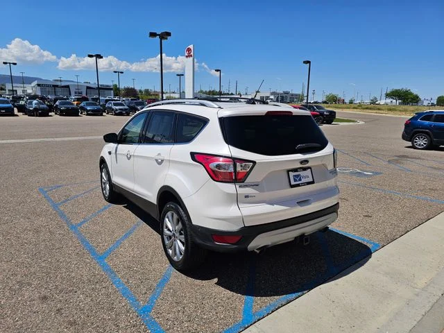 Used 2018 White Platinum Clearcoat Metallic Ford Titanium image 8