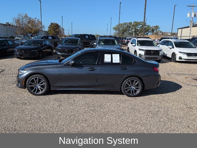 Used 2022 Gray BMW 330i xDrive image 3