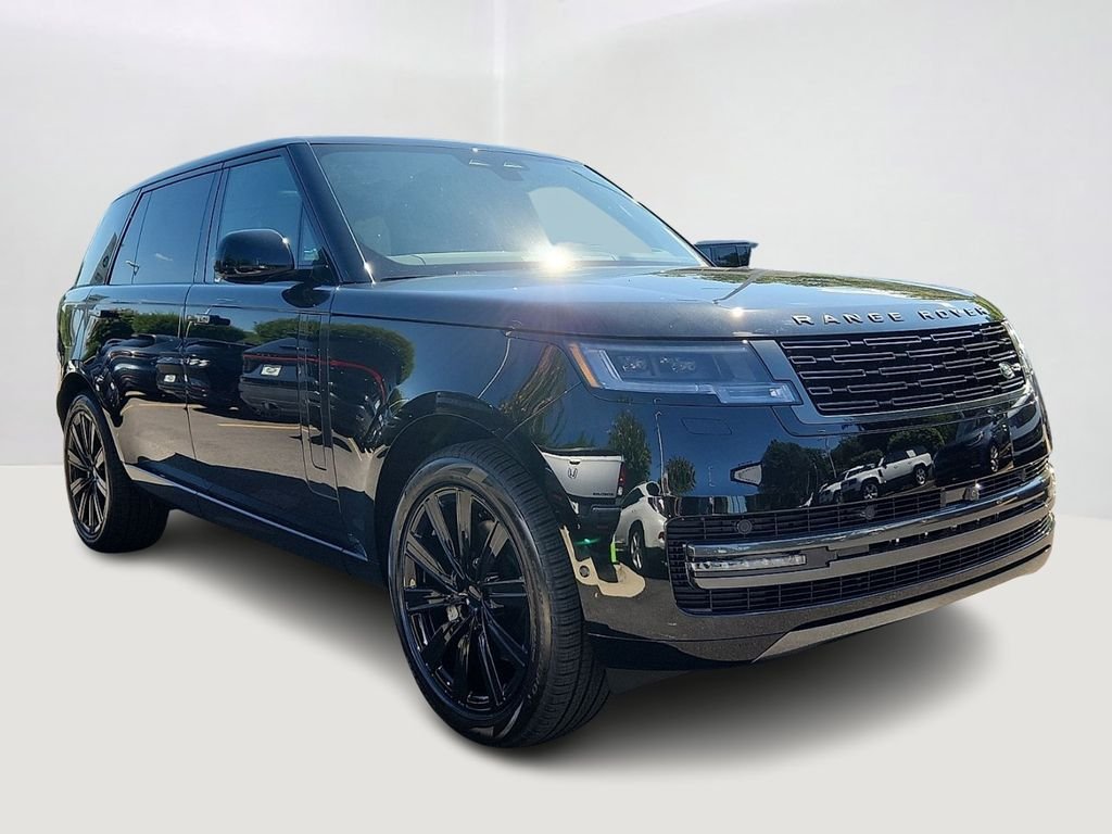 New 2026 Santorini Black Land Rover SE image 2