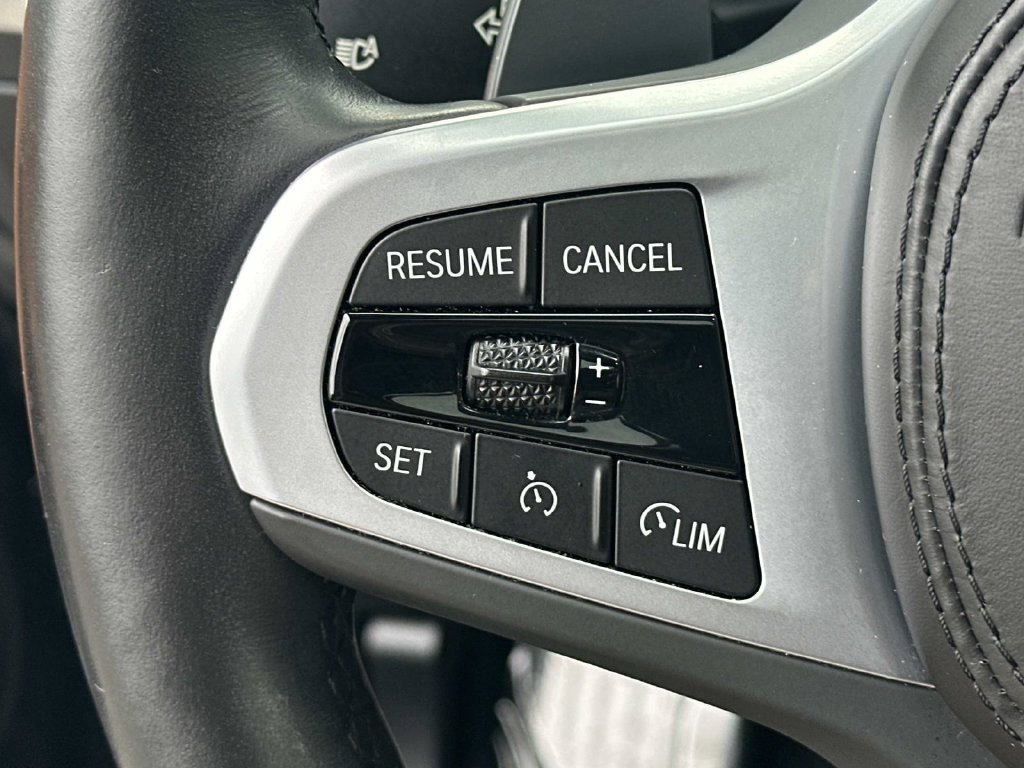 Used 2024 Carbon Black Metallic BMW xDrive30i image 30