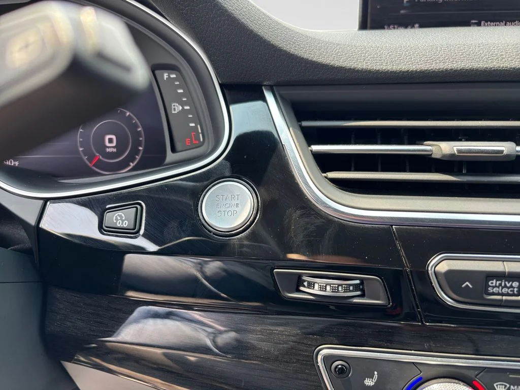 Used 2018 Gray Audi 3.0T Prestige image 31